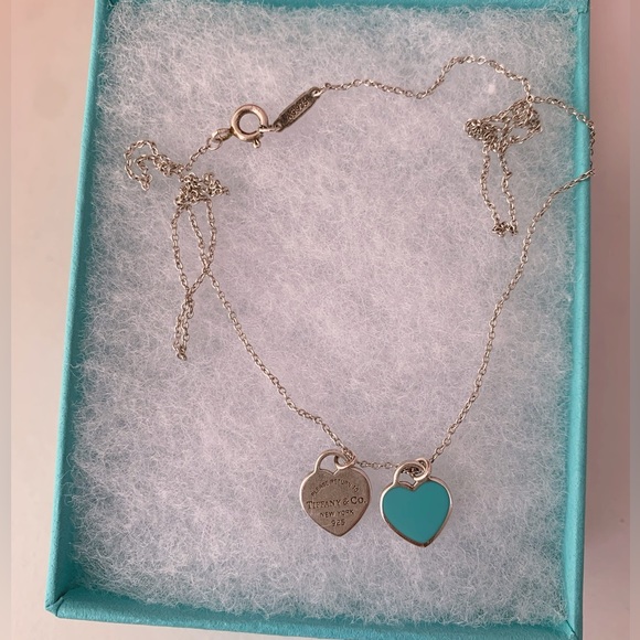 Tiffany Blue® Double Heart Tag Pendant in Silver, with a Diamond, Mini - Picture 4 of 5